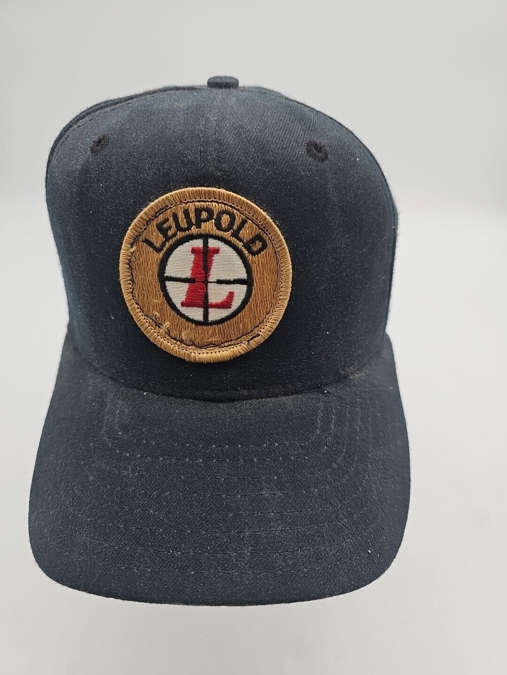 Leupold Hat Men's Adjustable White Gray Mesh Trucker Snapback Cap Size 7.18th